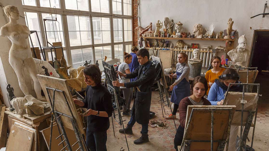 Becoming an Artist - What students learn in Russian art academies