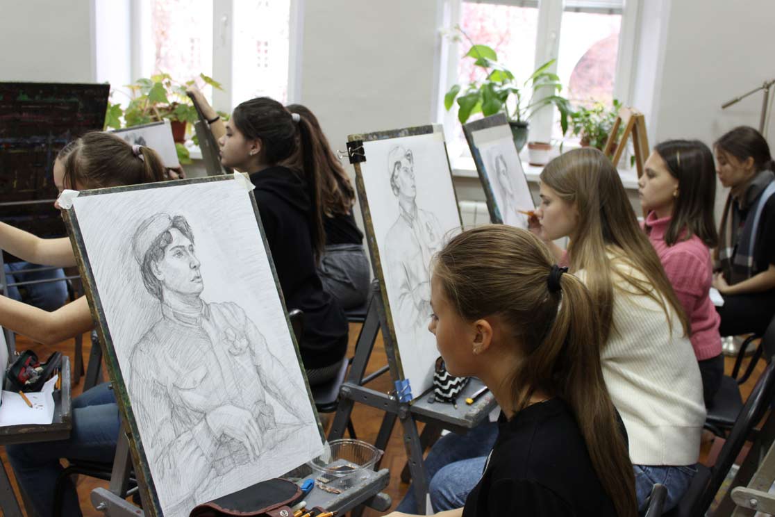 How to develop good life drawing skills